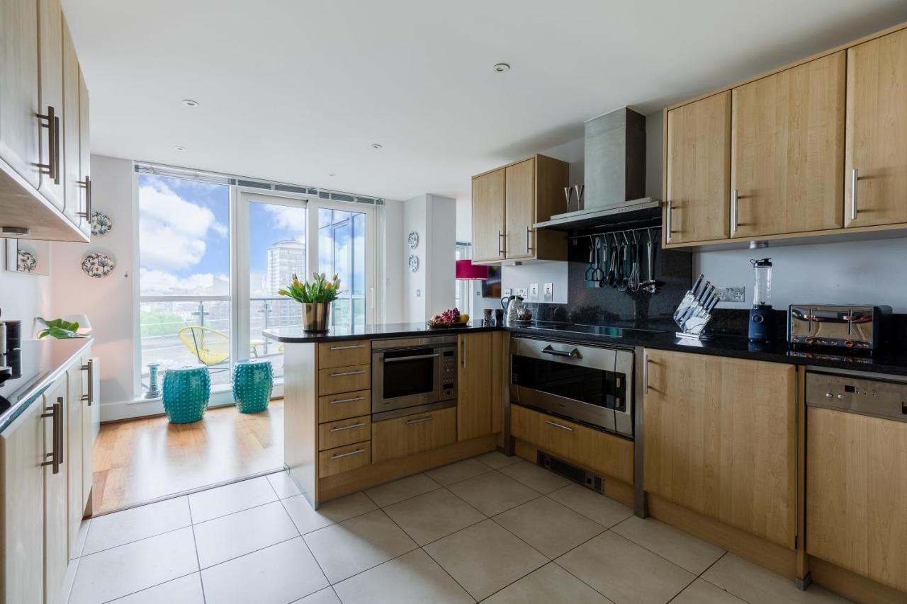 Best Thames View In Town! Large Luxxe Nomad Design Family Home London Eksteriør bilde